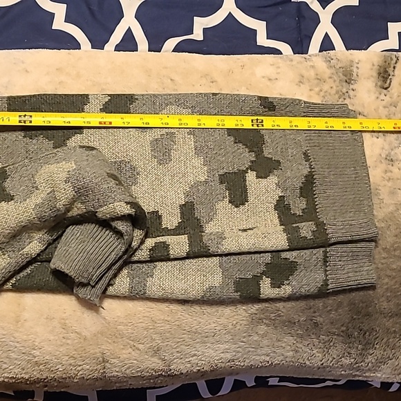 Lucky Brand Camouflage Cardigan Sweater - Picture 7 of 8